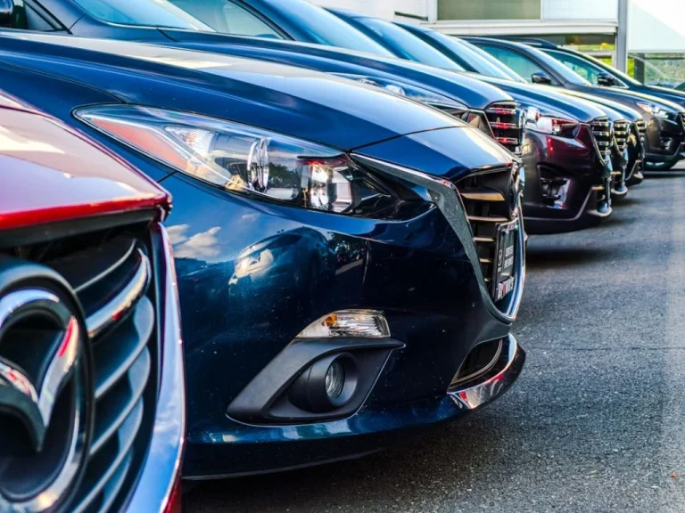 Tucson став бензиновим фаворитом: які нові авто купують українці
