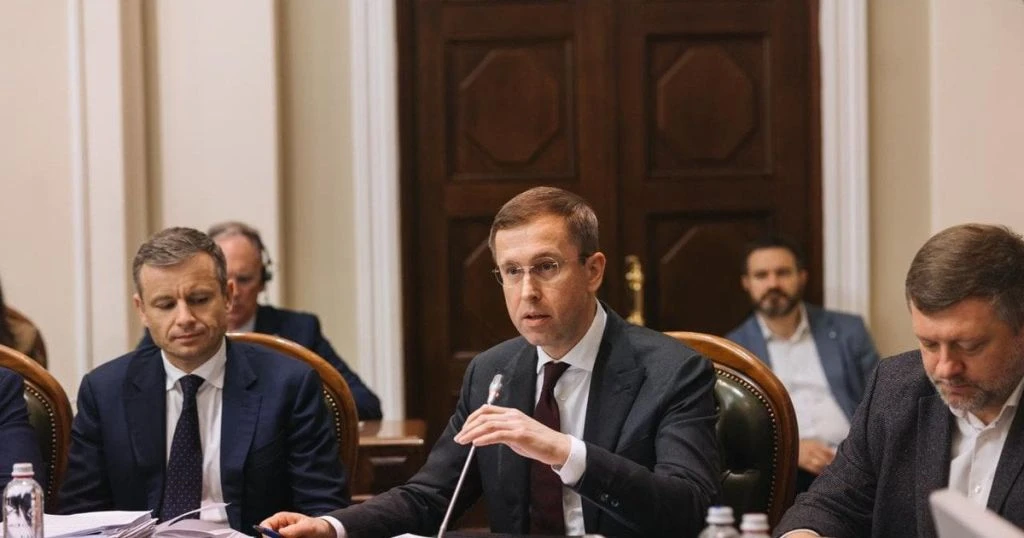 Уряд готує до продажу Sense Bank та Укргазбанк: створено спеціальну комісію